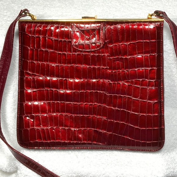 Stuart Weitzman Red Croc Frame Bag - Picture 2 of 14